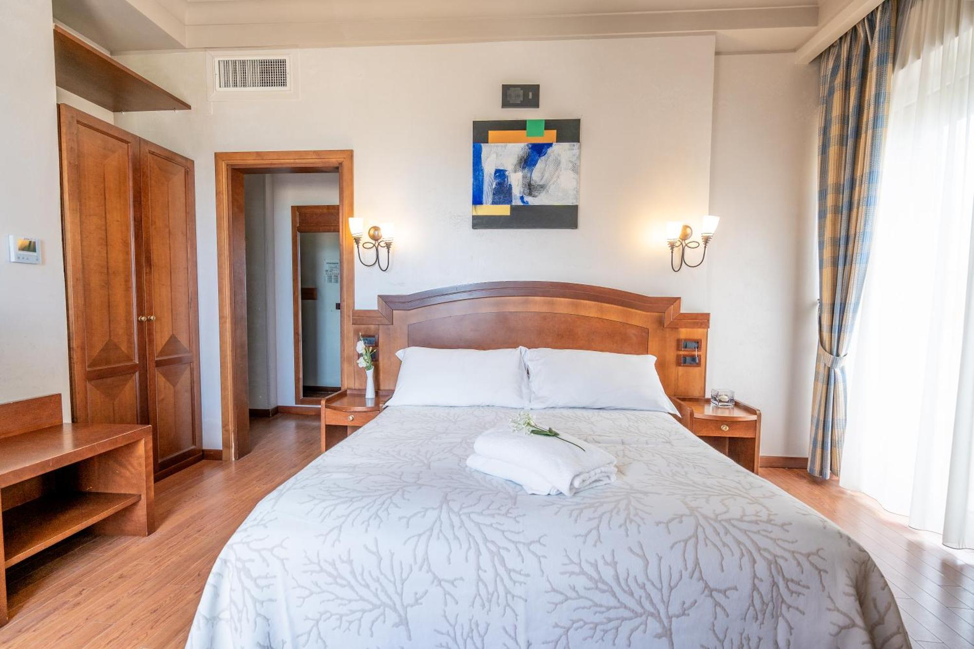 Art Hotel Santa Lucia Termoli Kültér fotó