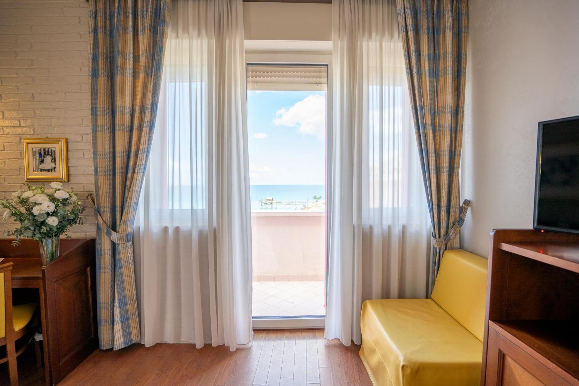 Art Hotel Santa Lucia Termoli Kültér fotó