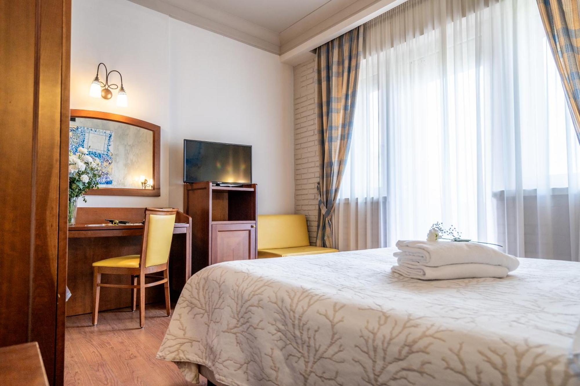 Art Hotel Santa Lucia Termoli Kültér fotó